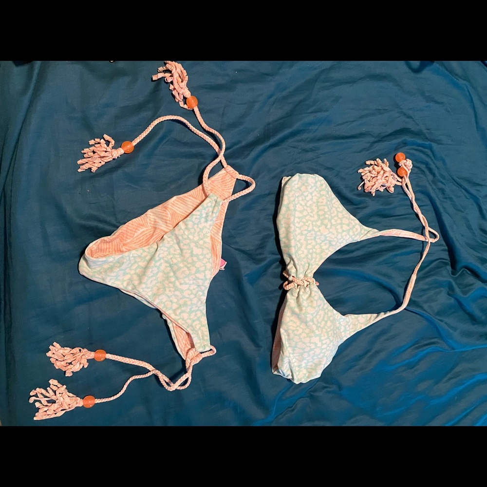Victoria Secret reversible bikini - Picture 4 of 4